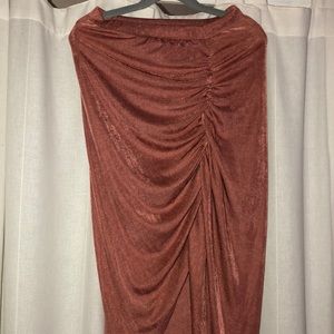 Charolette Russe Mauve/Pink Shimmery Skirt 💞